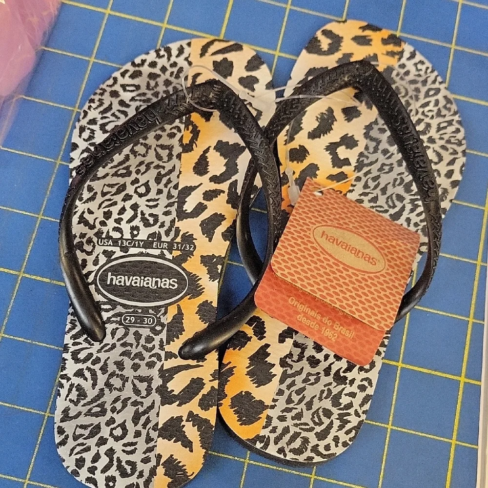 Havaianas Animal Print Flip Flops with Black Straps 13C/1Y New